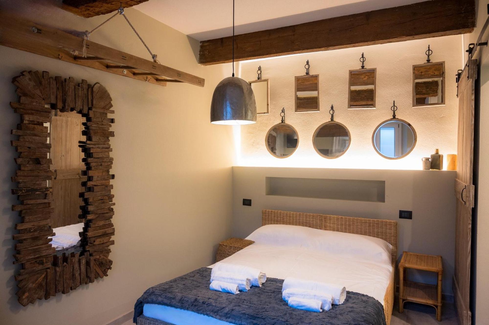 La Dimora Della Corte Apartment *